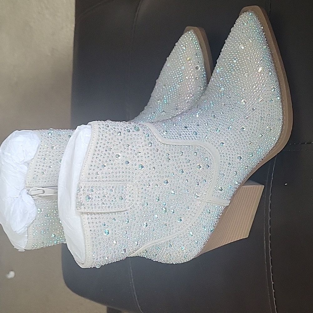 Cowgirl Boots - Picture 3 of 3